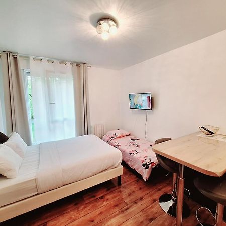 Studio Alpha - 2Min By Train To Disneyland Or 20Min Walk - 5Min Walk To "Val D'Europe" Station Montévrain Eksteriør bilde