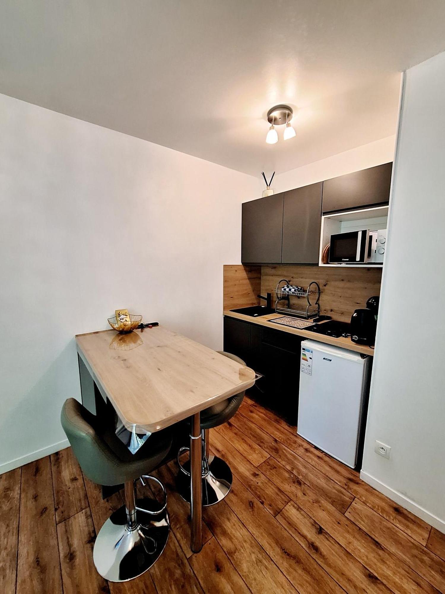 Studio Alpha - 2Min By Train To Disneyland Or 20Min Walk - 5Min Walk To "Val D'Europe" Station Montévrain Eksteriør bilde